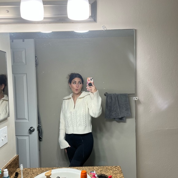 Meet your Posher, Kara - Picture 1 of 1